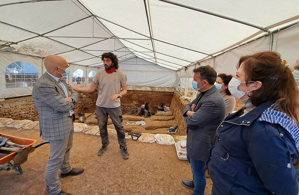 El PSOE pide hacer públicas y divulgar las exhumaciones en el cementerio de La Salud